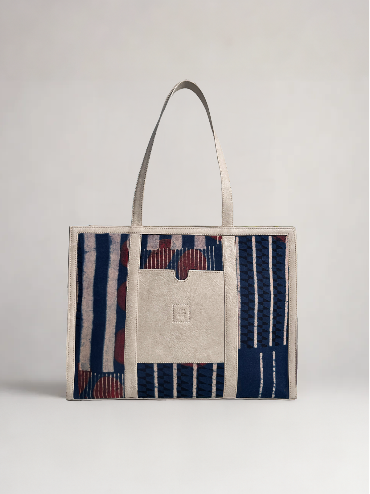 THE URBAN TOTE - GLOBAL EDITION